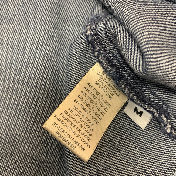 Cloth & Stone Chambray Sleeveless Top - Picture 4 of 4